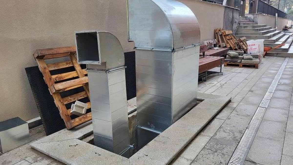 Estetik görünüm için yüz binlerce lira harcamışlardı: Koca bacayı dükkan önüne kurdular