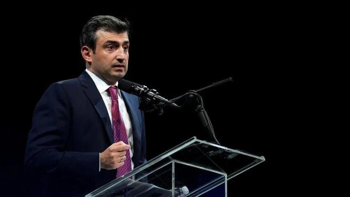 Selçuk Bayraktar, genç bilim insanlarına seslendi: Bugünün değil, yarının yarışına hazırlanmak gerekiyor