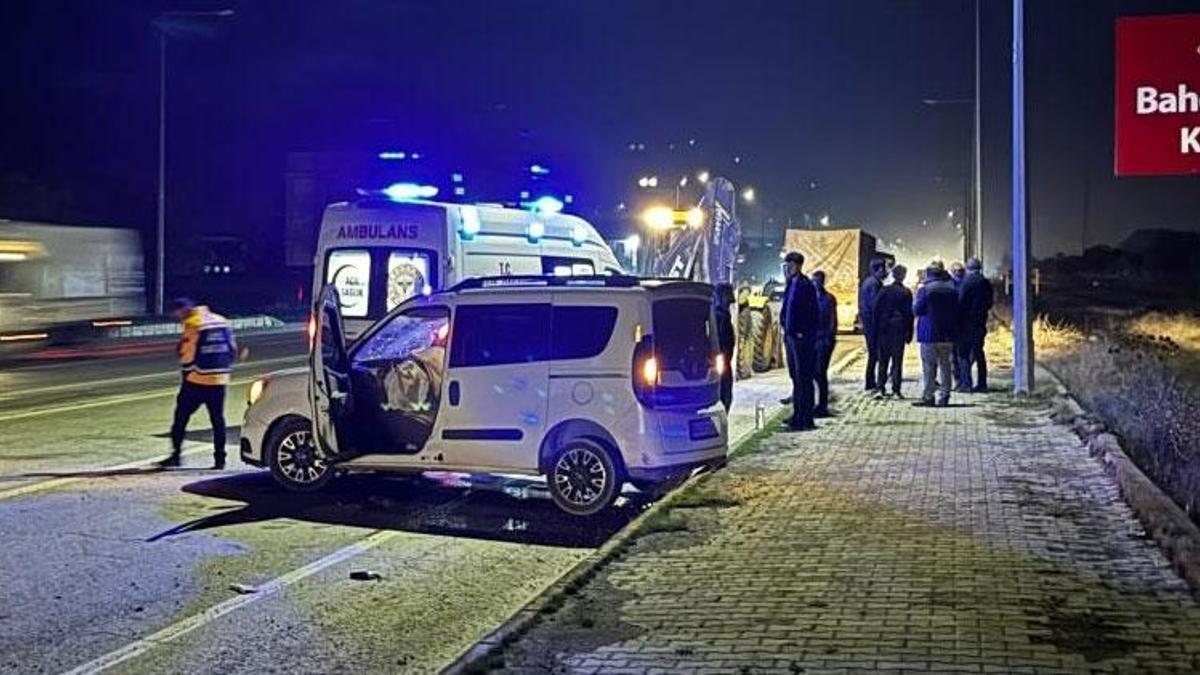 Kepçe ile otomobilin çarpıştığı kazada 1 kişi yaralandı