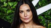 Demi Moore yüzündeki değişim ile şoke etti!