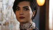 Tuba Büyüküstün'ün annesini gören yorum yağdırdı! 'Güzelliği anneden'
