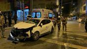 Ümraniye'de dörtyol ağzında kaza:1 yaralı