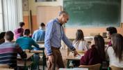 Sözleşmeli öğretmene kadro verilecek mi? Sözleşmeli öğretmen kadroya alınınca maaşı artacak mı? Detaylar belli oldu! İşte sözleşmeli personele kadro düzenlemesi!