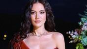 Fahriye Evcen siyahlara büründü! Karnı burnunda yılbaşı pozu