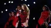 Shakira'nın şarkısına karşılık Pique'den saatli gönderme!