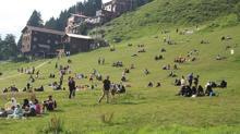 Turistler akın etti, Ayder Yaylası doldu