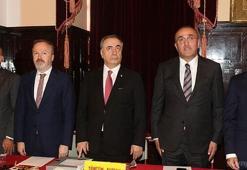 Galatasaray yönetimi personel maaşlarında yüzde 30 indirime gitti