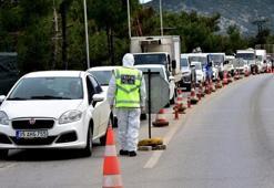 Gelmeyin uyarılarına rağmen Bodruma 25 günde 125 bin araç giriş yaptı