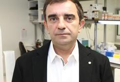 Virüsü izole eden profesör önemli gelişmeyi paylaştı!