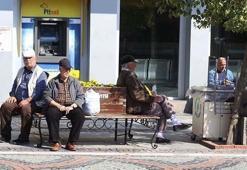 65 yaş üstü dışarı çıkma izni nasıl alınır? Sokağa çıkma izni nereden alınır? 65 yaş üstü dışarı çıkma cezası ne kadar?