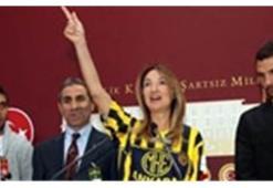 CHP'li vekilden Meclis'te A.Gücü eylemi