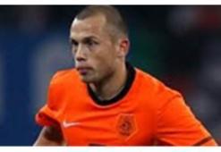 Yobo’nun alternatifi Heitinga