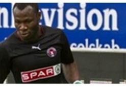 Golcüyü Amokachi buldu
