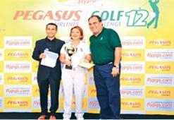 Golf rüzgarı Kemer’de esti!