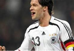 Ballack tutuklandı!
