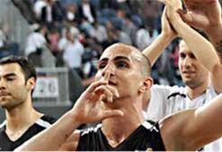 BJK'nin eski yıldızı G.Saray yolunda!