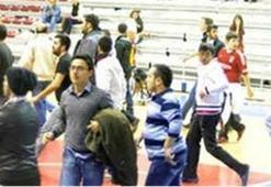 'Vicdanları engelli barbarlar!'