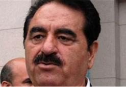 Şimdi de futbola el attı!