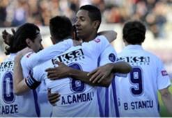 Gol düellosu Ordu'nun