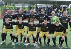 Futbolculardan anlamlı davranış!