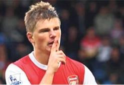 Arshavin için Özen bekleniyor
