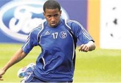Farfan'ın farkı 2 Milyon Euro!