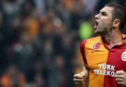 Napoli gözünü Burak'a dikti!