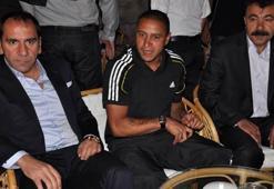 Carlos'a yoğun ilgi!
