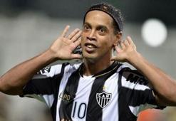 Ronaldinho gelecek mi?