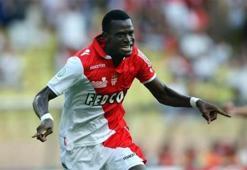 Toure imzaya geliyor