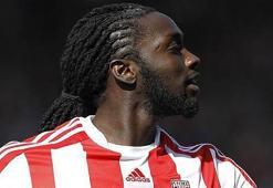 Büyük kapışma! Kenwyne Jones...