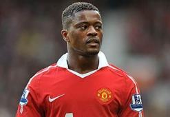 G.Saray için flaş iddia! Patrice Evra...