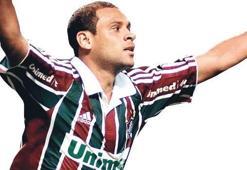 Ara transferde yine Carlinhos