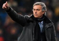 Mourinho'ya bir şok daha!
