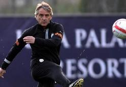Mancini için Meksika'dan geldiler