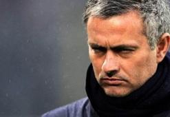 Mourinho'dan büyük taş!