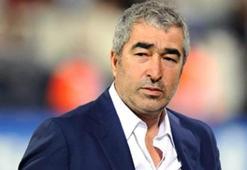'İstifa et!'
