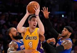 Lakers New York'a patladı!