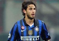 Ranocchia elden kaçıyor