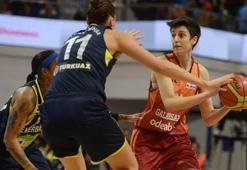 G.Saraylı yıldıza övgüler yağdı