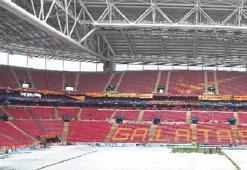 Arena yönetimi 'çatı'rdatıyor