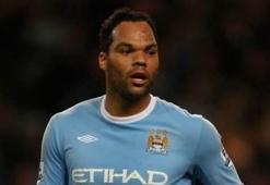 Lescott Kartal'a çok yakın