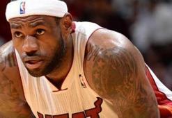LeBron bombası patlıyor