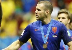 Alves giderse Hollandalı gelir!