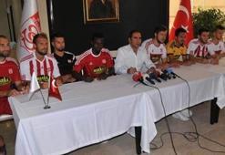 Sivas'tan imza şov!