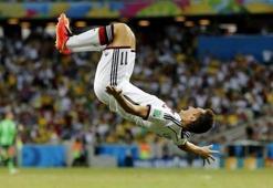 Klose zirvede bıraktı