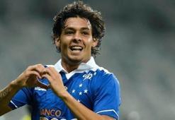 Beşiktaş Goulart'a teklif yaptı!