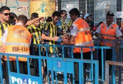 Stadyum girişinde arbede