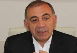 CHP'nin 2 numaralı ismi AK Parti kongresinde