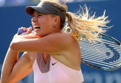 Azarenka sezonu kapattı